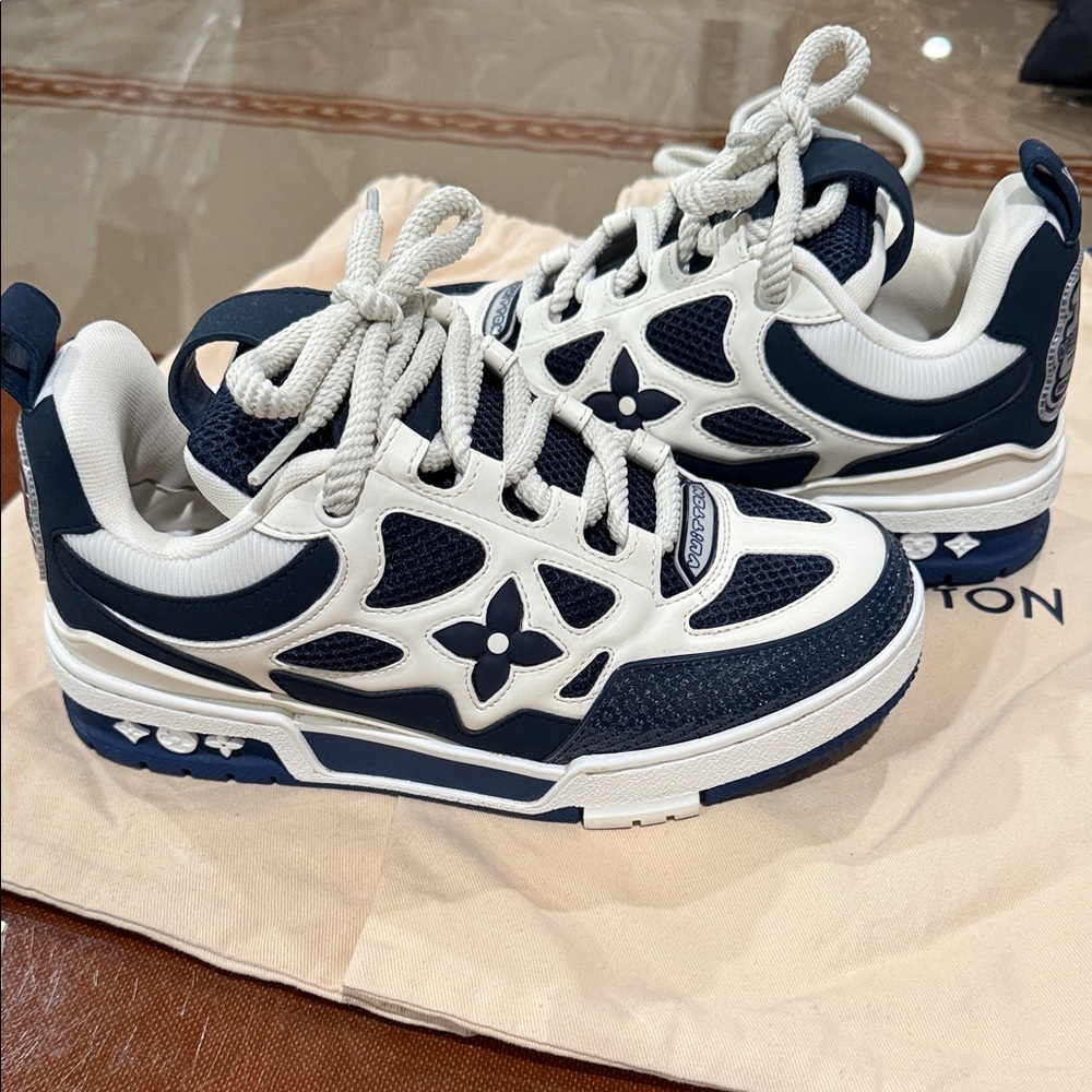 Authentic Louis Vuitton Stylish Navy and White Sneakers